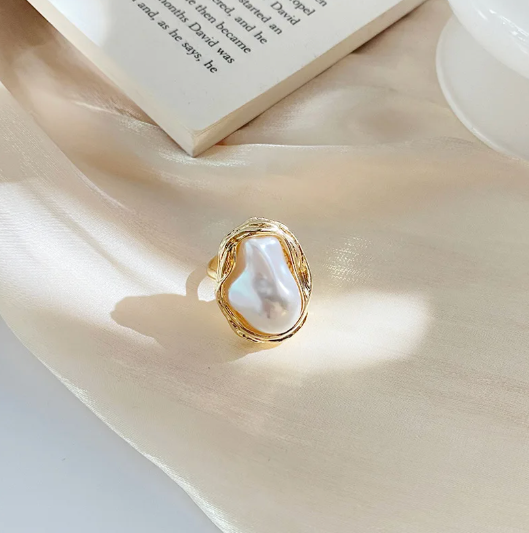 18 Karat Gold Plated Sea Pearl ring