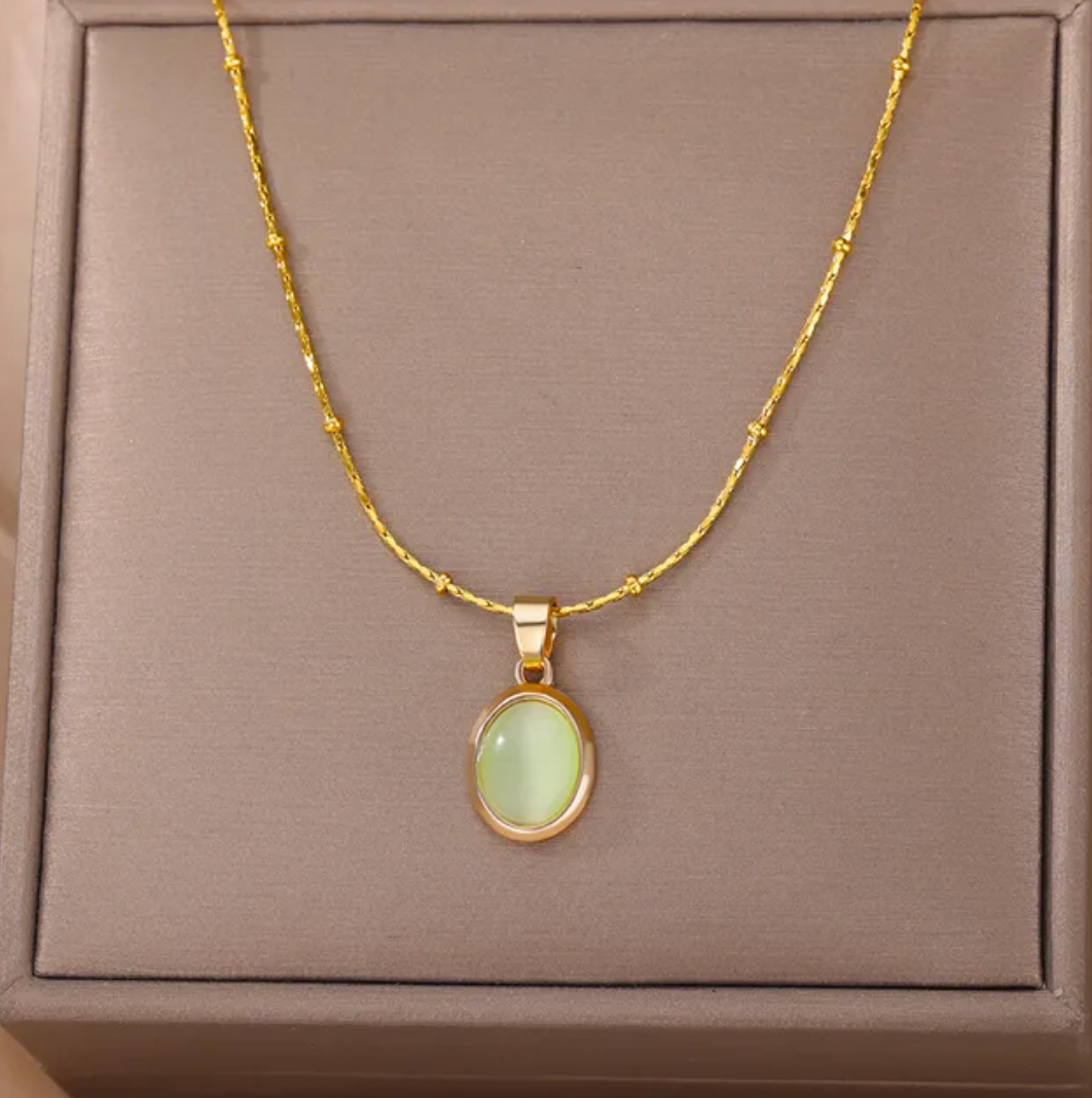 18 Karat Gold Plated Green Quartz Style Necklace