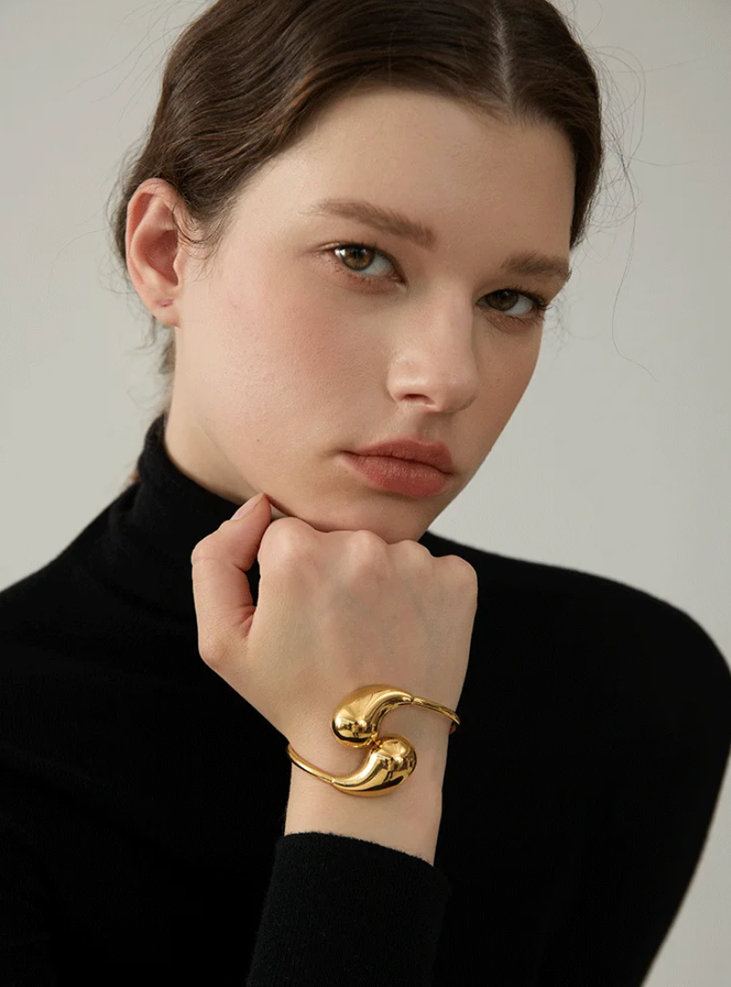 Yin Yang bracelet in 18 Karat Gold Plated