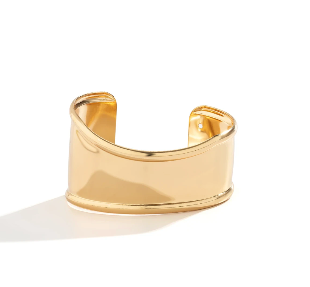 18 Karat Gold Plated bracelet in Greco-Roman style