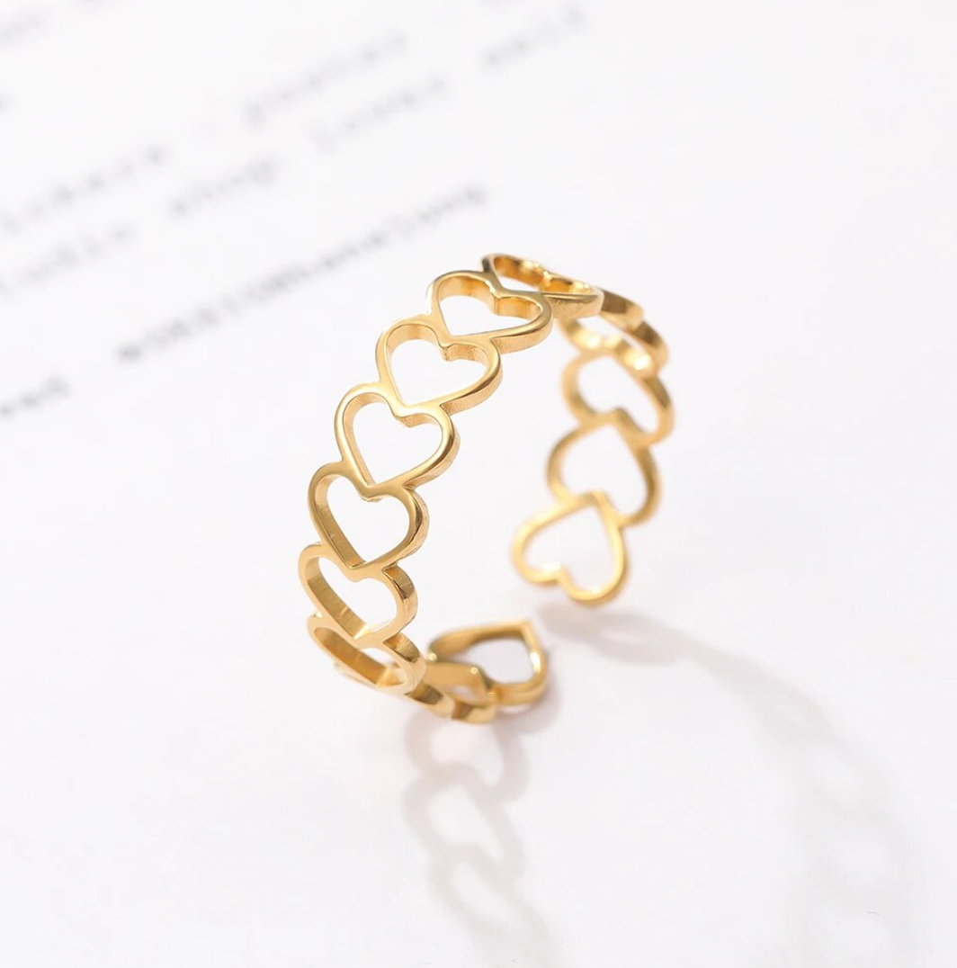 18K Gold plated Adjustable ring with hearts in circumference